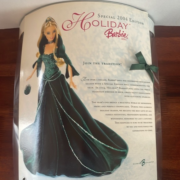 2004 Holiday Barbie Special Edition Mint NIB - Picture 4 of 10